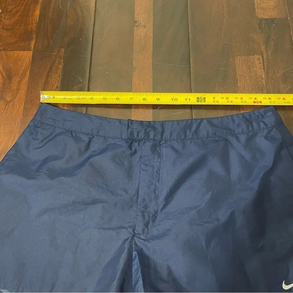 Vintage Gray Tag Nike Women’s Shorts Size XL Y2K Navy Athletic - Picture 3 of 9